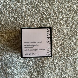 COPY - Mary Kay Indulge Soothing eye Mask